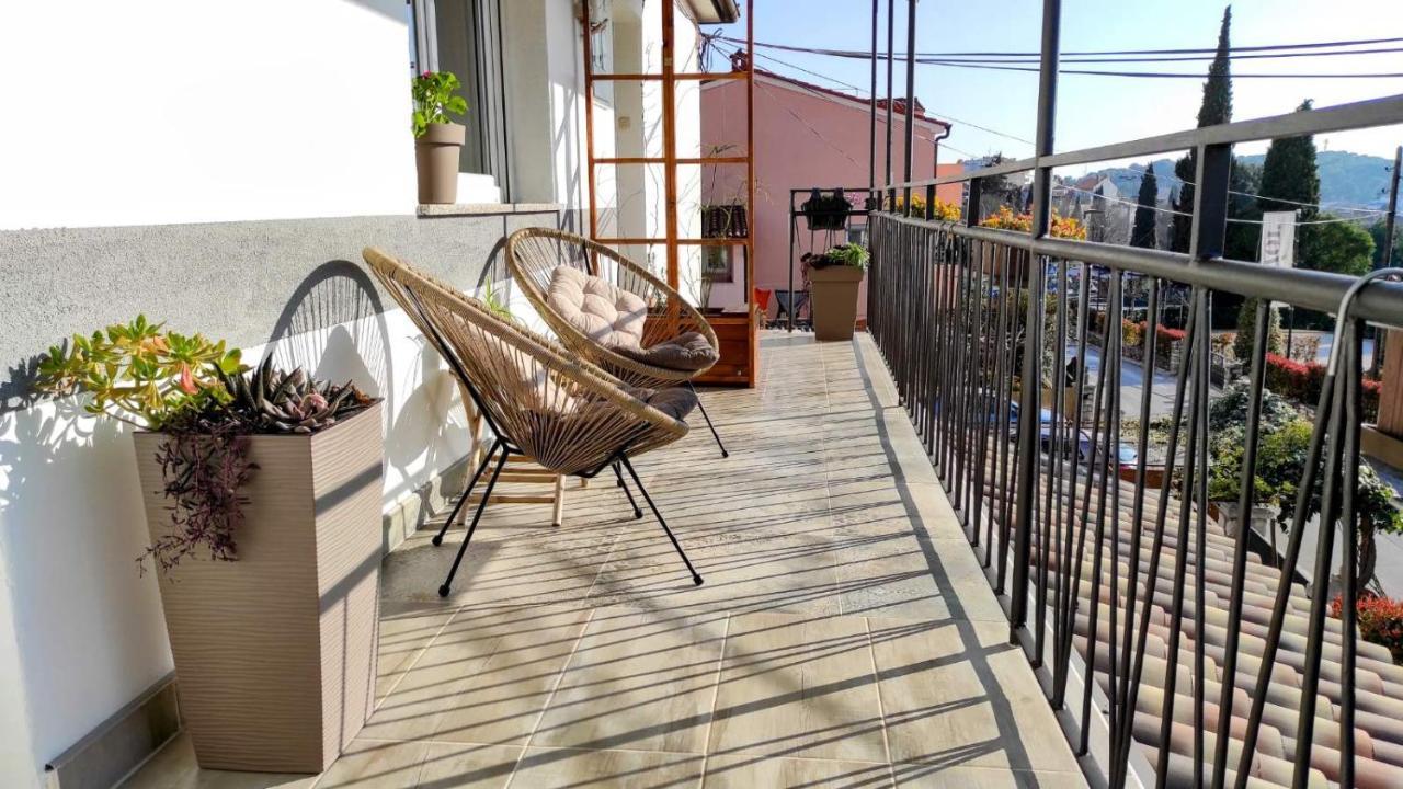 Apartman Fuma 罗维尼 外观 照片